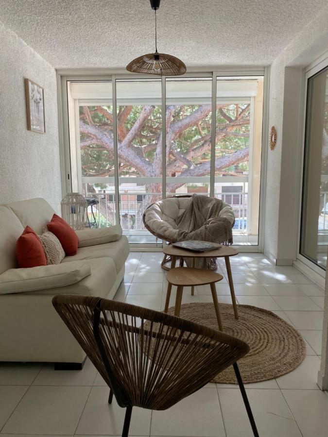 Superbe Appartement Cosy Vue Mer Pieds Dans L'Eau Кавалере-сюр-Мер Екстериор снимка